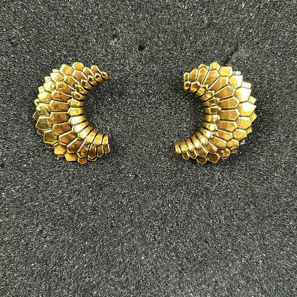 Crescent Crown